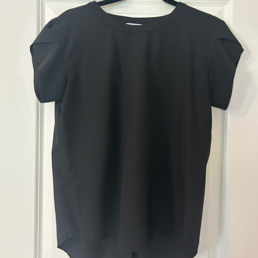 Black Boxy Blouse with Short Sleeves